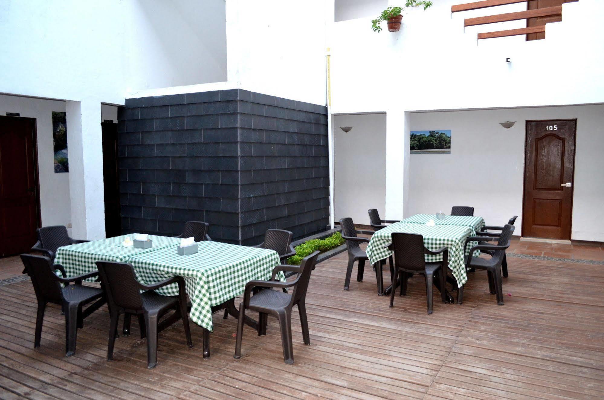 Hotel Aldea Plaza Doradal Ngoại thất bức ảnh